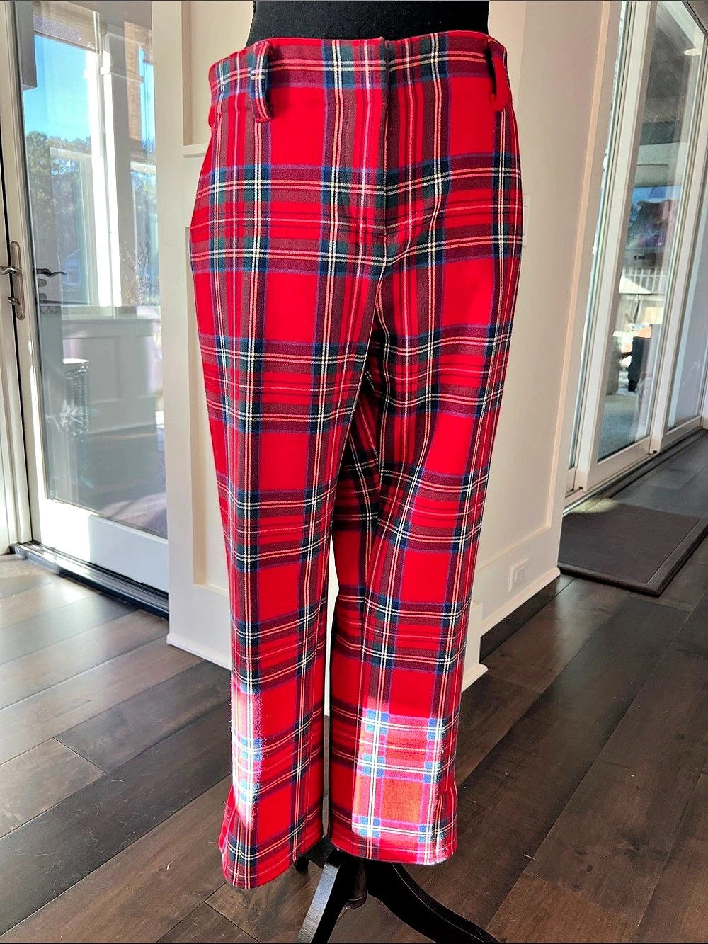 vineyard vines Plaid Straight Leg Trouser/capri in Red & Blue Size 8 Like New